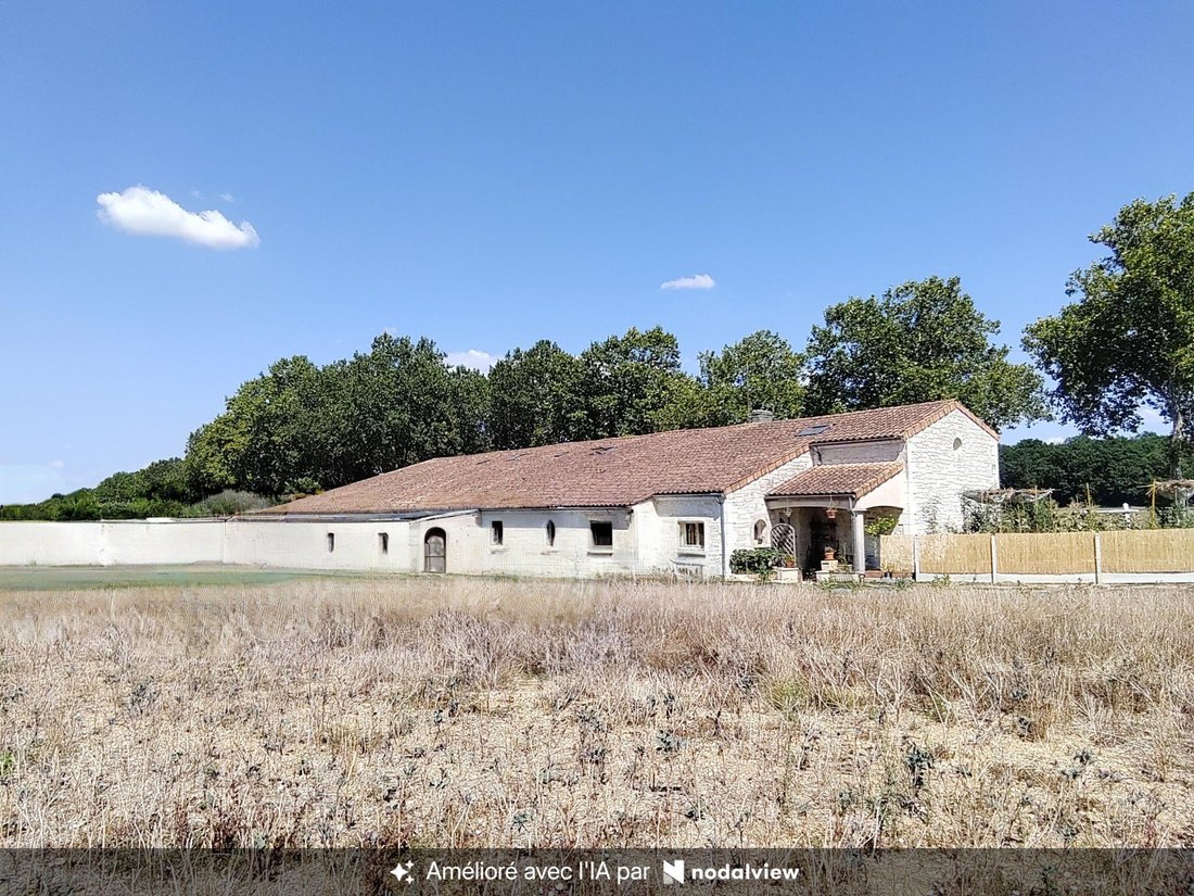House in Mosnac, Nouvelle-Aquitaine, France 1 - 18667303