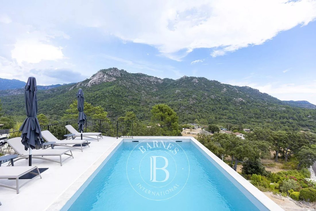 Villa in Sainte-Lucie-de-Porto-Vecchio, Corsica, France 2 - 18660852