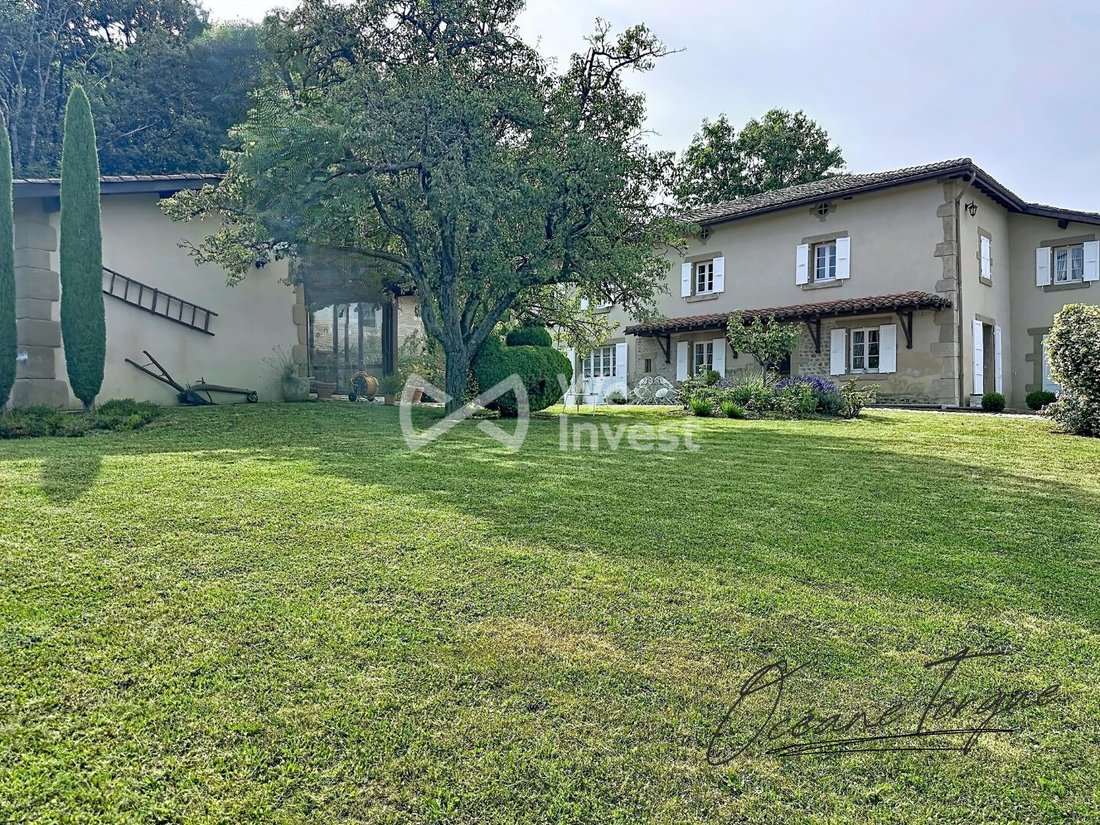 House in Hauterives, Auvergne-Rhône-Alpes, France 1 - 18385953