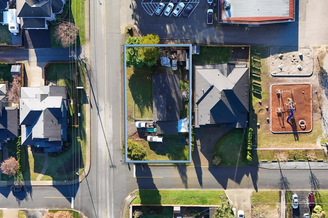 House in Coquitlam, British Columbia, Canada 1 - 18670390
