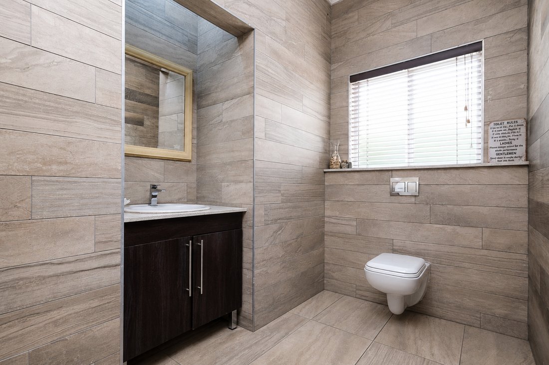 House in Hurlingham, Sandhurst, Gauteng 5 - 18670100