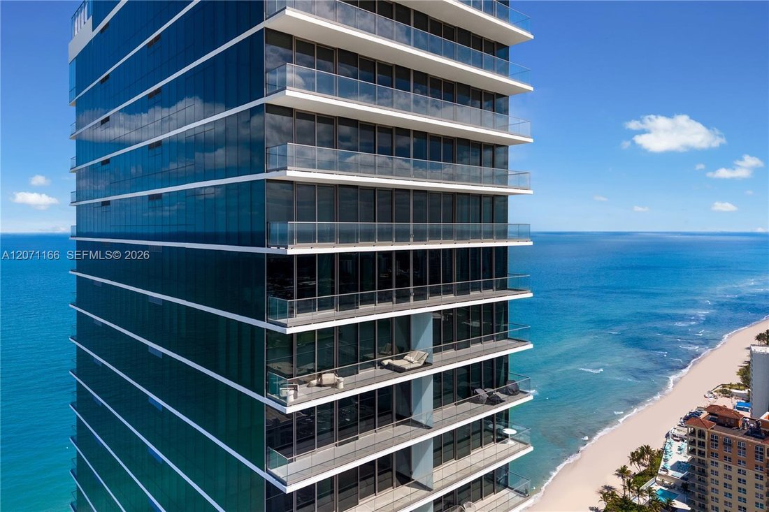 Condo in Hallandale Beach, Florida, United States 1 - 18664319