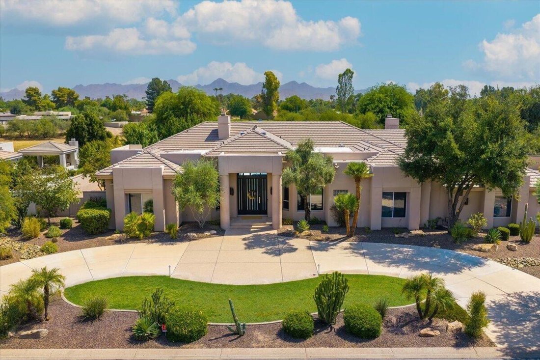 Paradise Valley, Arizona, United States 1 - 18666812