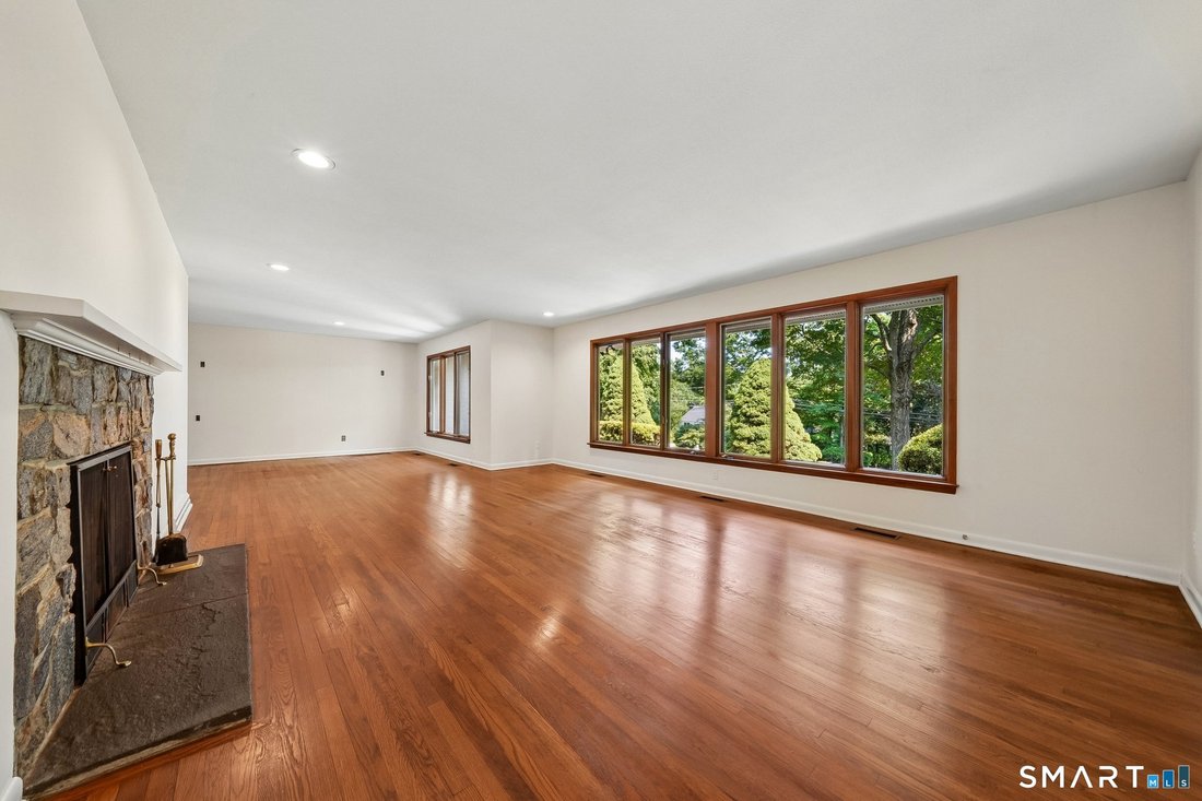 House in Westport, Connecticut, United States 4 - 18665574