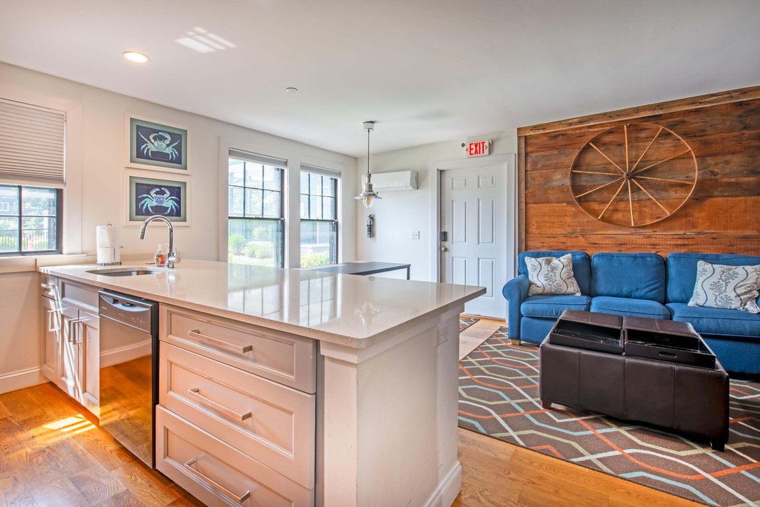 Condo in Provincetown, Massachusetts, United States 5 - 18661866