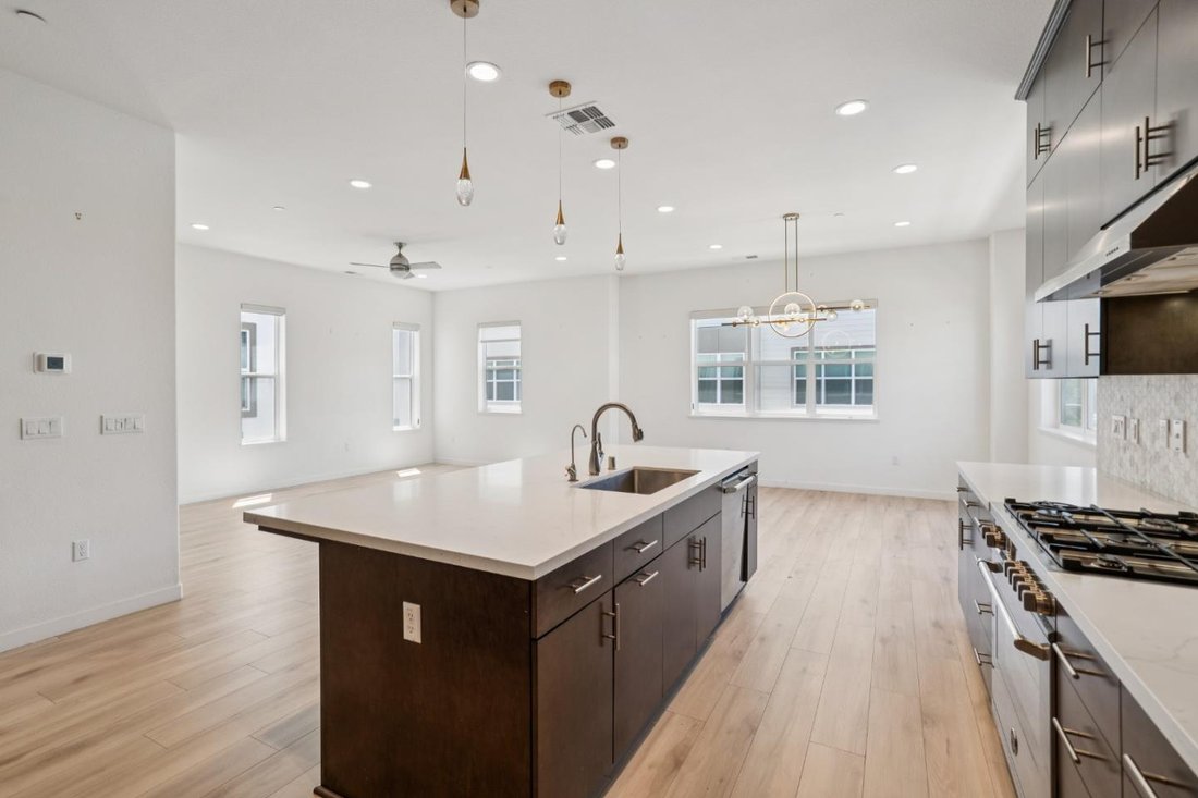 House in San Jose, California, United States 5 - 18666383