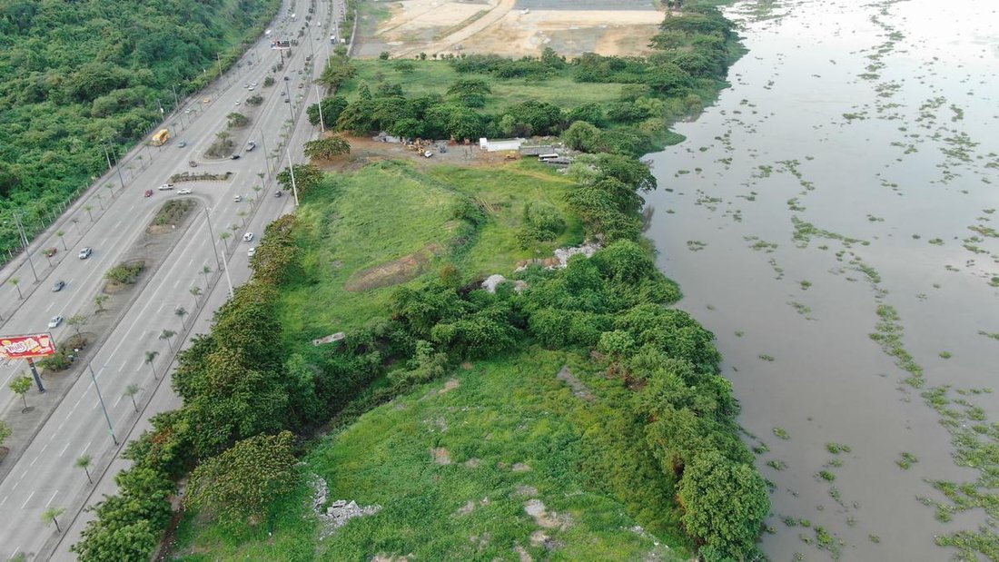 Land in Guayaquil, Guayas, Ecuador 5 - 18660116