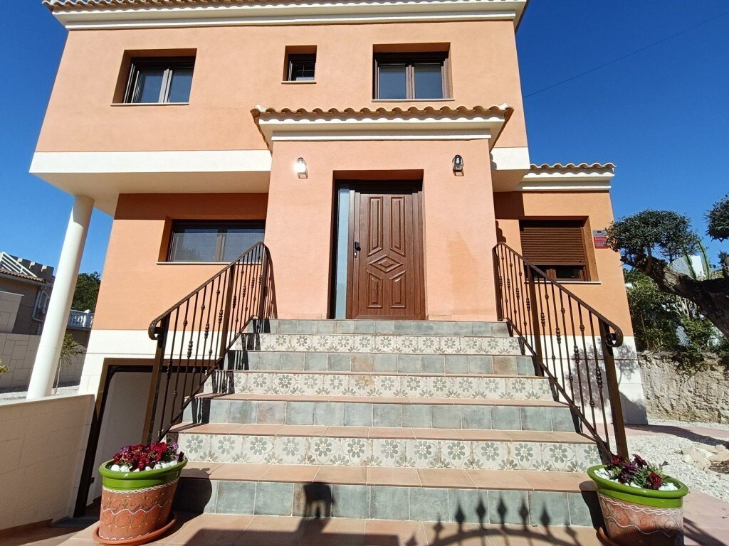 House in Pilar de la Horadada, Valencian Community, Spain 4 - 18669744