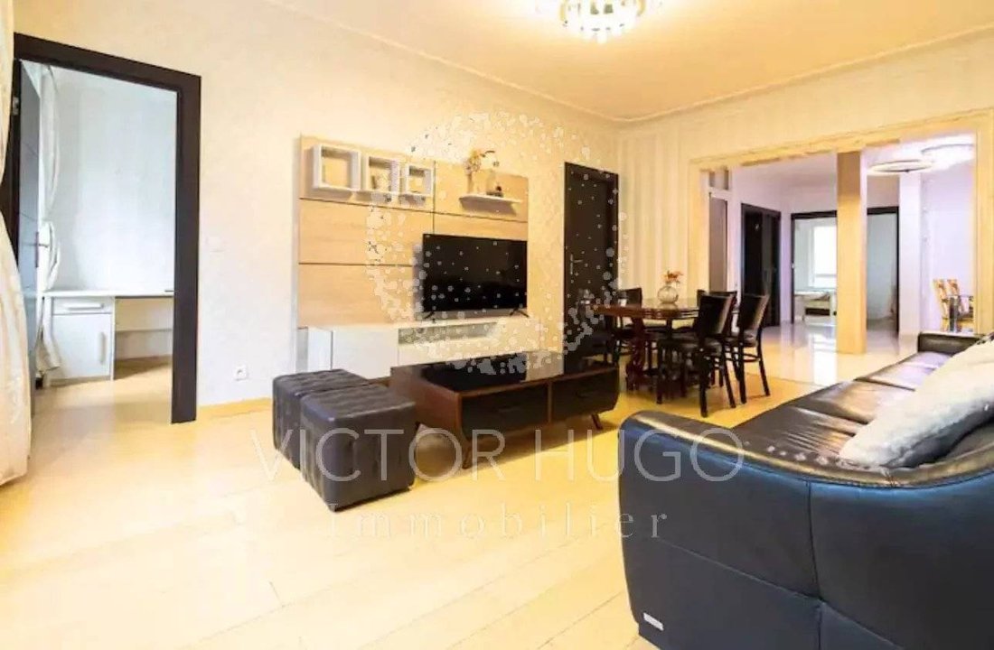Apartment in Bois de Boulogne, Paris 16e Arrondissement, Paris 5 - 15868621
