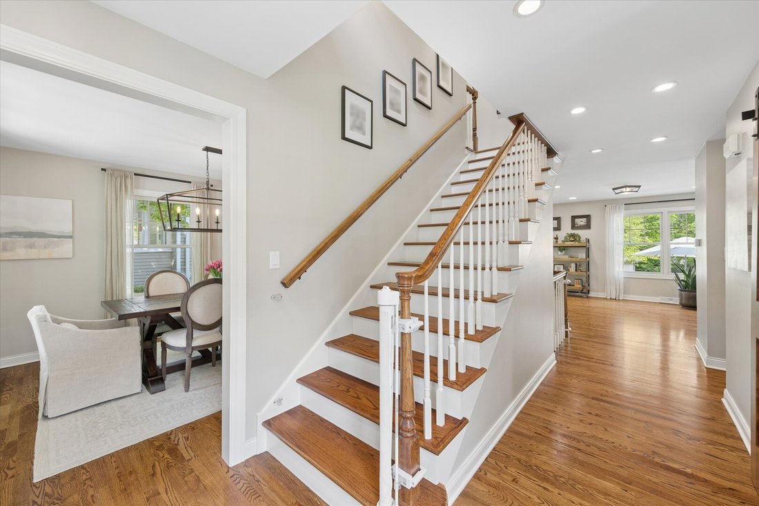 House in Glen Ellyn, Illinois, United States 2 - 18666858