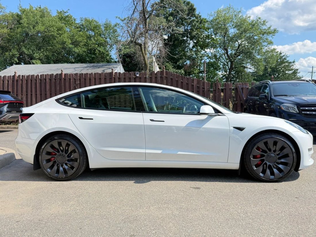 Sedan in East Brunswick, NJ, United States 4 - 18670074