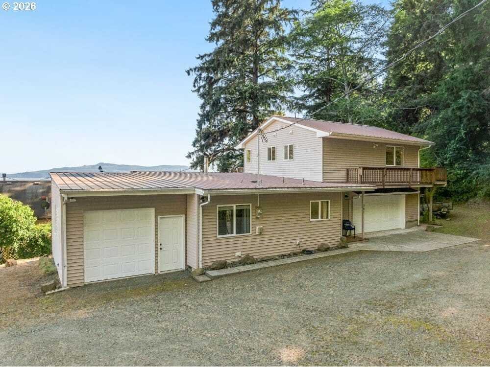 House in Garibaldi, Oregon, United States 3 - 18659217