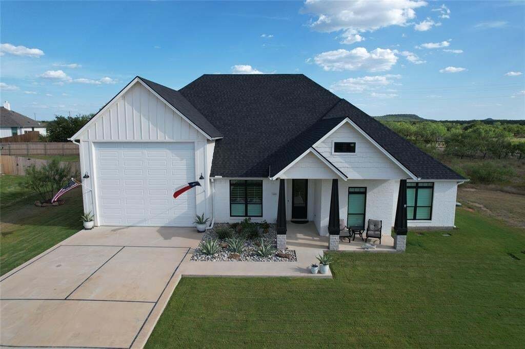 House in Graford, Texas, United States 5 - 18668011