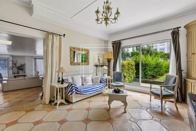 Apartment in Reine-Mairie, Boulogne-Billancourt, France 3 - 18066782