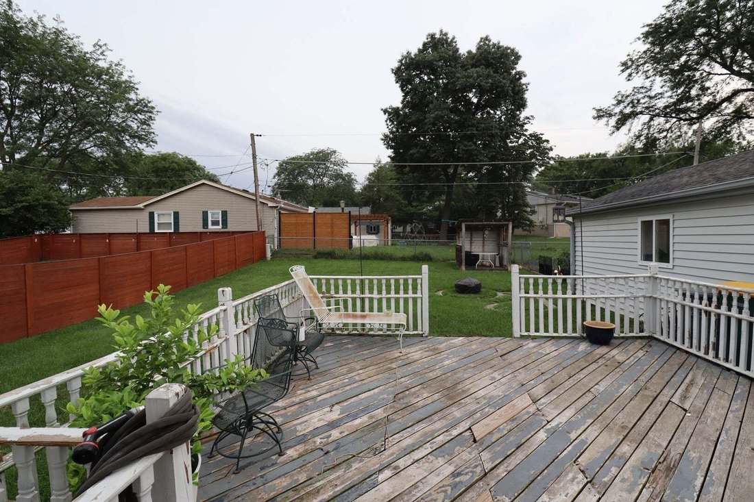 House in Buffalo Grove, Illinois, United States 4 - 18669231
