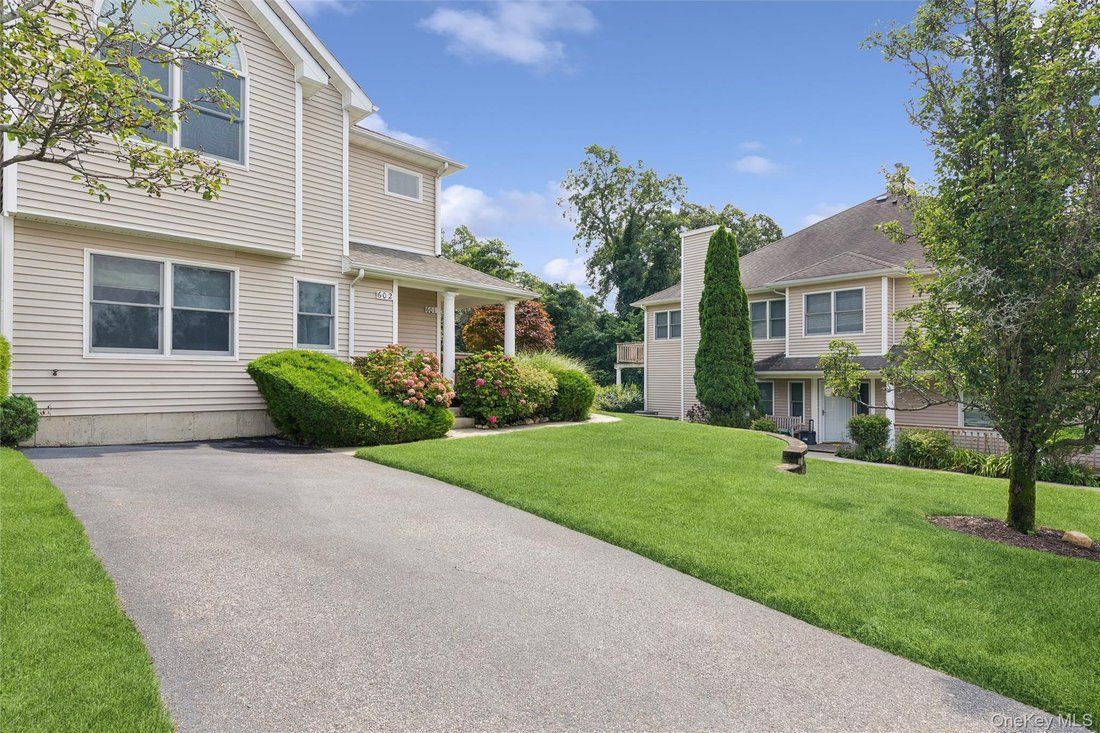 Condo in Jamesport, New York, United States 1 - 18101565