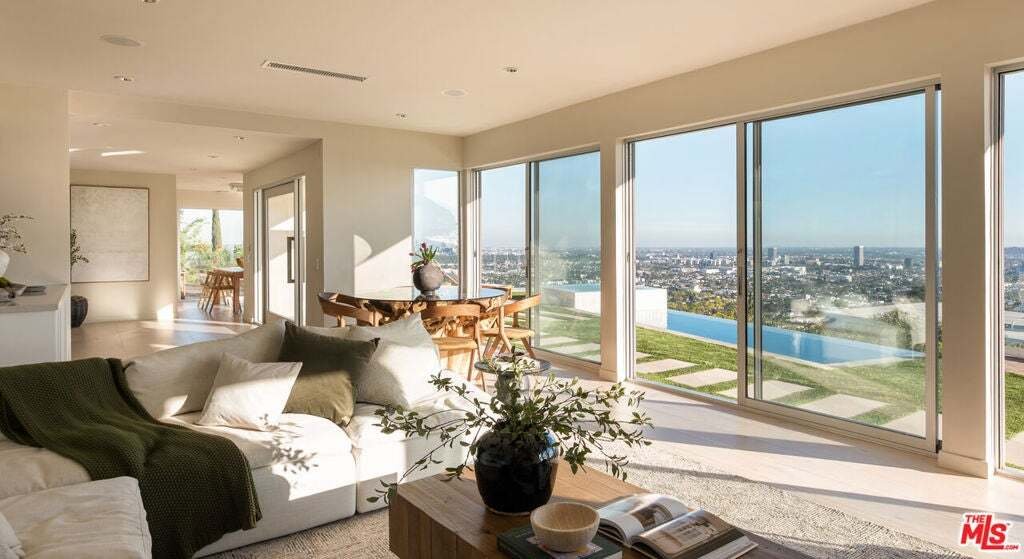 House in Los Angeles, California, United States 5 - 18665730