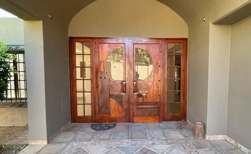 House in Waterkloof Park, Gauteng, South Africa 1