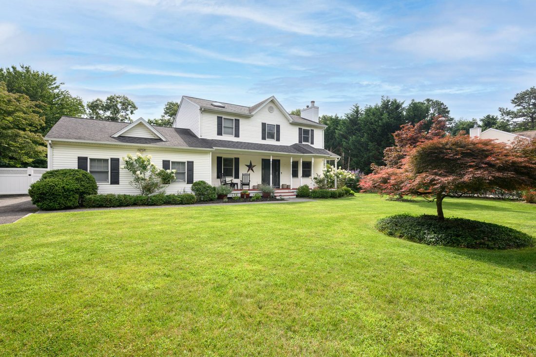 House in East Quogue, New York, United States 1 - 18662647