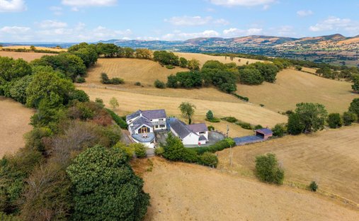 House in Llanynys, Wales 1