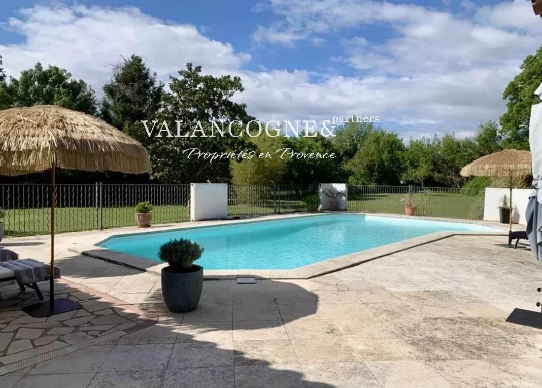Casa de Campo en Arles, Provenza-Alpes-Costa Azul, Francia 3 - 16083685