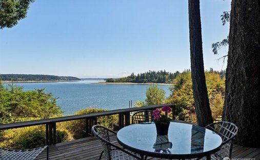 House in Lakebay, Washington, United States 1