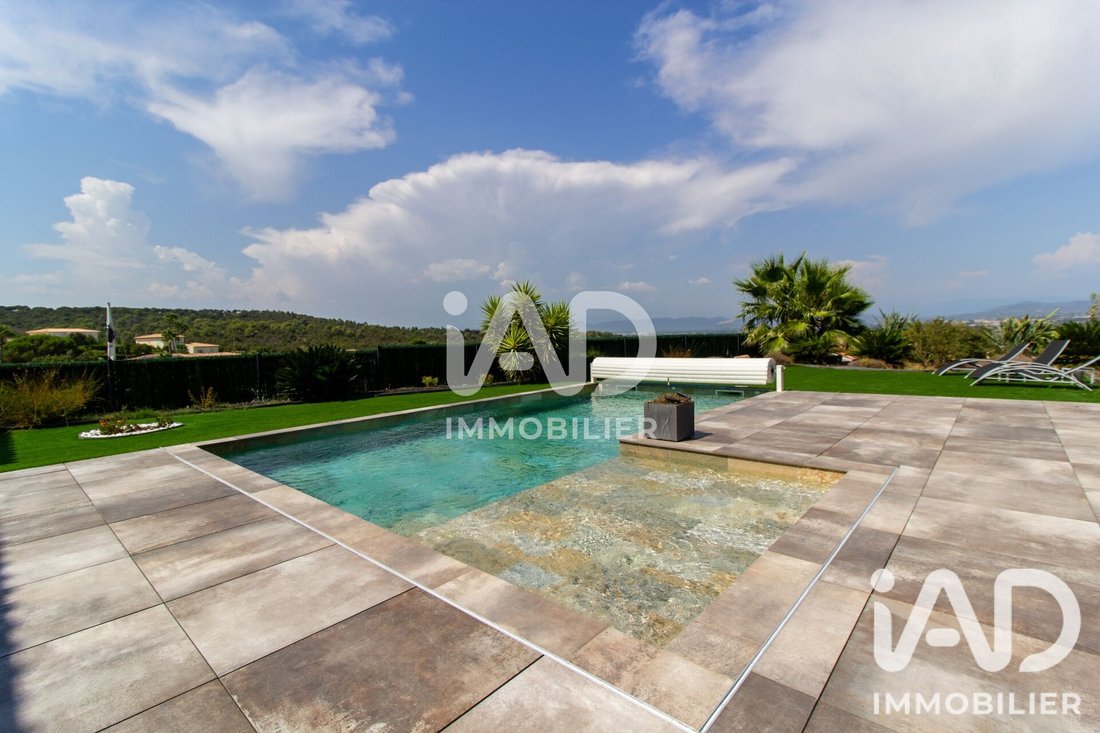House in Frejus, Provence-Alpes-Côte d'Azur, France 2 - 18668223