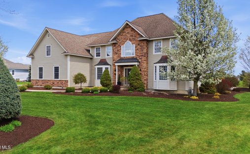 House in Queensbury, New York, United States 1
