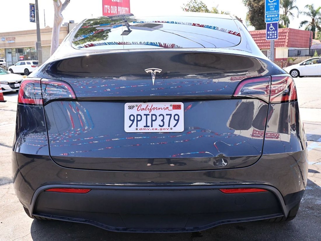 Suv in El Monte, CA, United States 3 - 18671111