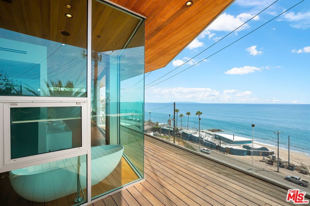 House in Los Angeles, California, United States 4 - 18666969