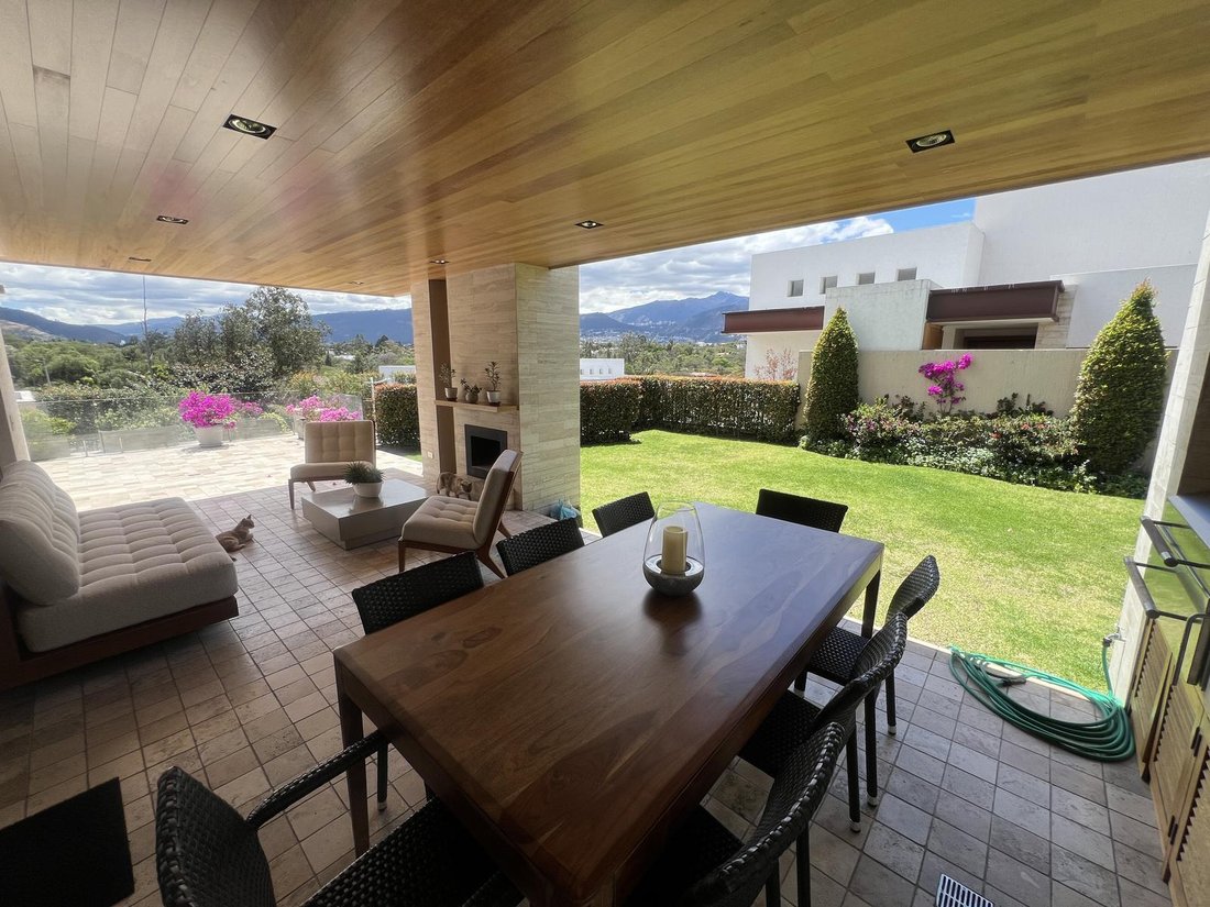 House in Quito, Pichincha, Ecuador 2 - 18661687