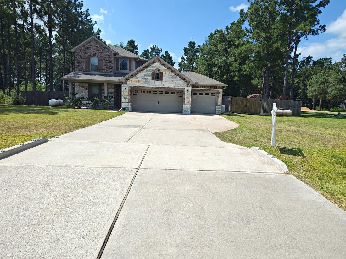 House in Conroe, Texas, United States 2 - 18664150