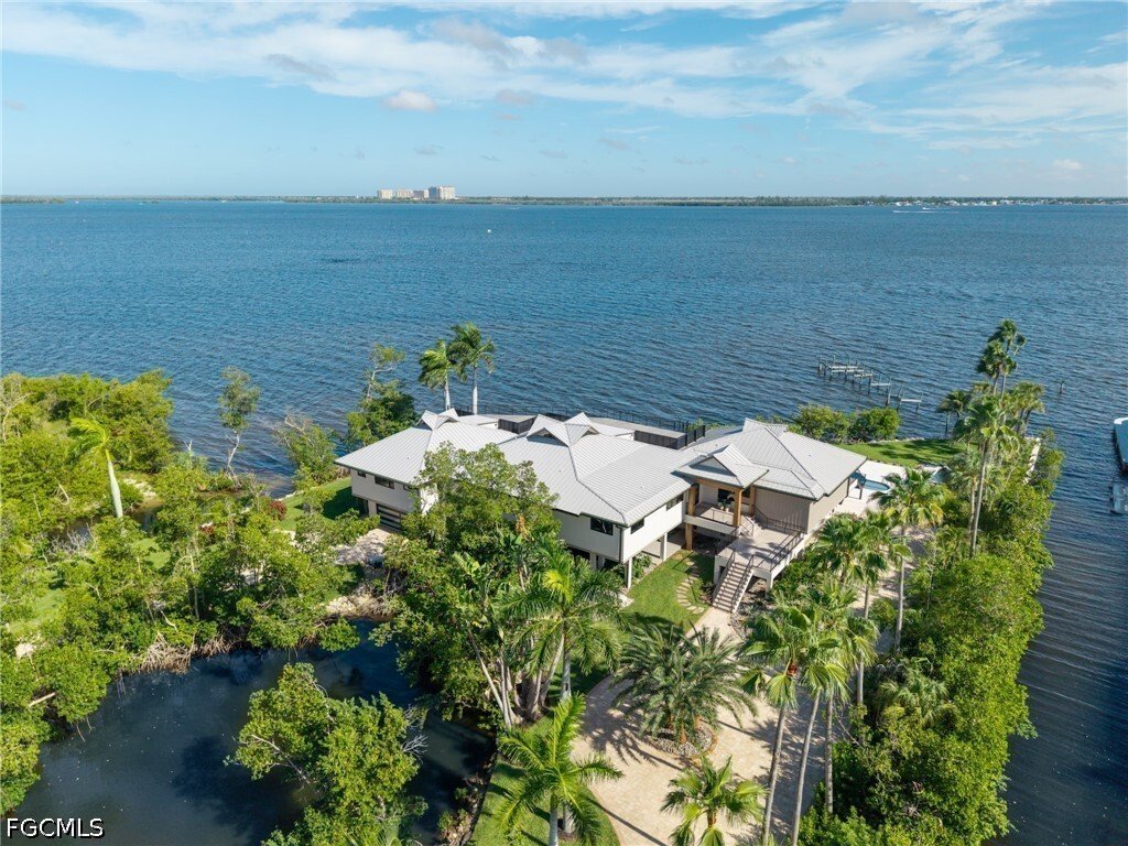 House in Fort Myers, Florida, United States 1 - 18670217
