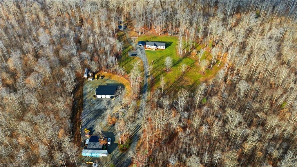 House in Yadkinville, North Carolina, United States 2 - 18667649