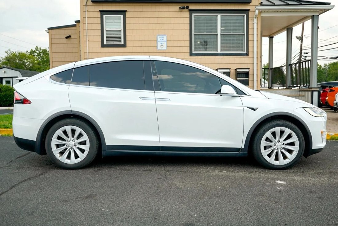 Suv in Atlantic Highlands, NJ, United States 4 - 18669887