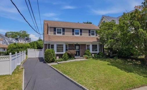 House in Kearny, New Jersey, United States 1