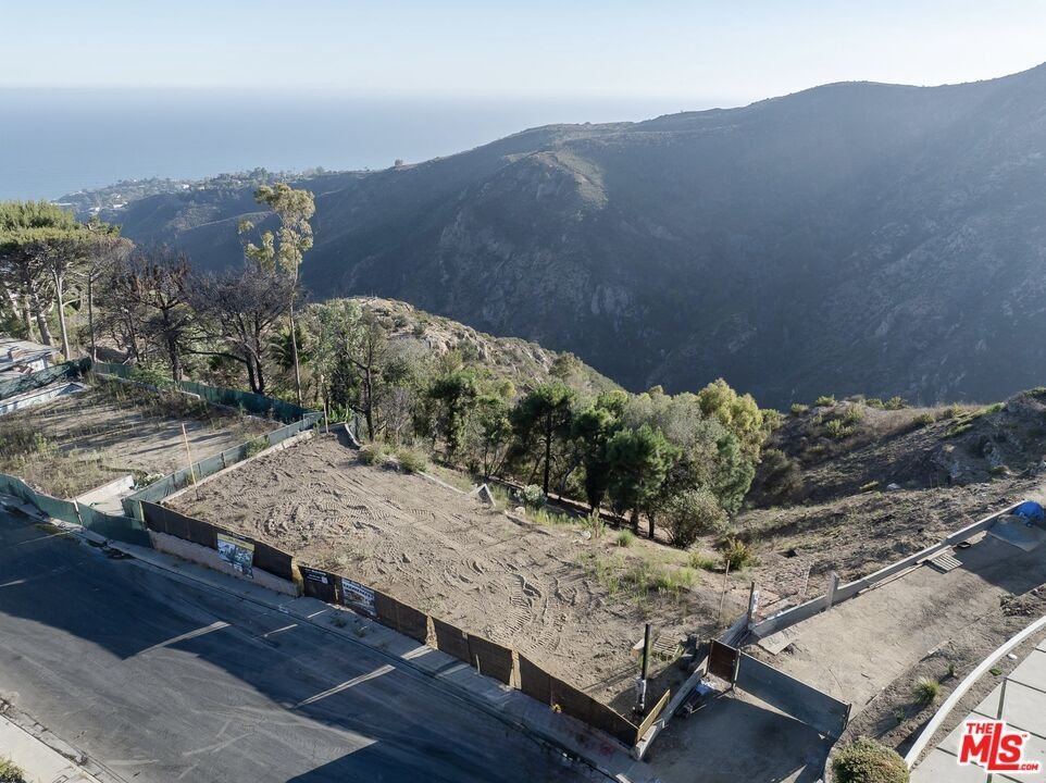 Land in Los Angeles, California, United States 4 - 18663339