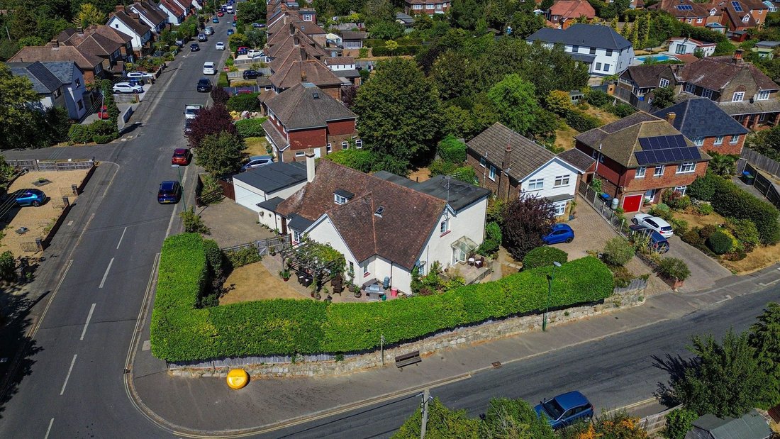 House in Haywards Heath, England 2 - 18660839