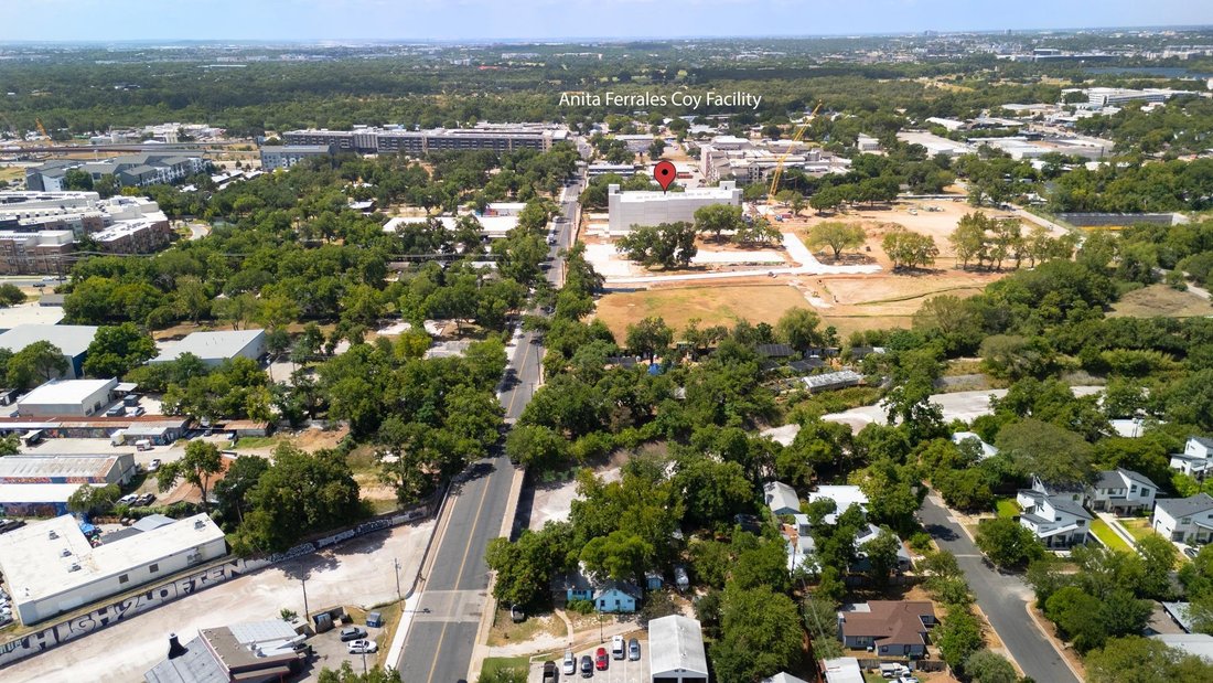 House in Austin, Texas, United States 4 - 18663609