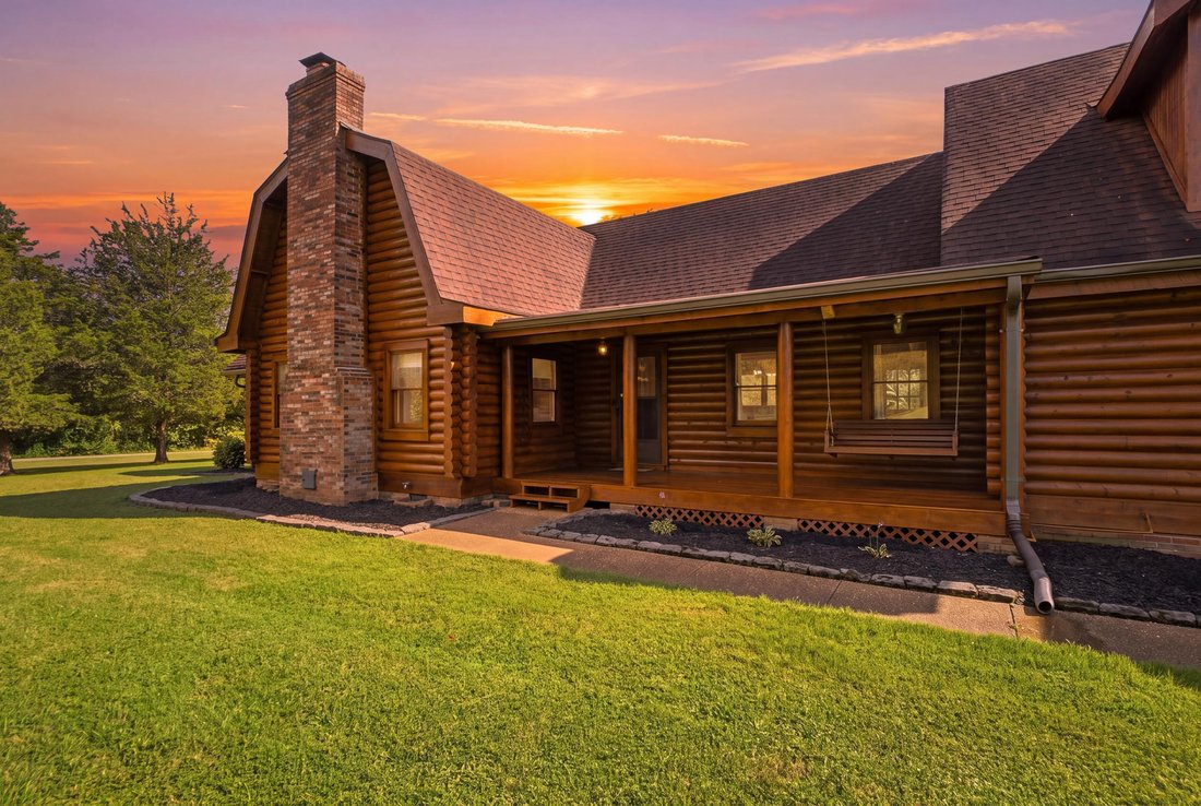 Ooltewah, Tennessee, United States 5 - 18662629