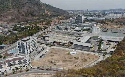 Land in Guayaquil, Guayas, Ecuador 1