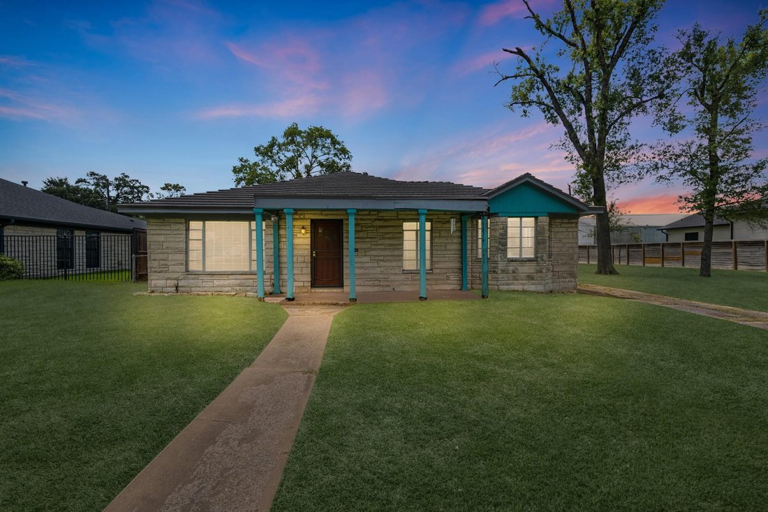 House in Houston, Texas, United States 1 - 18664133