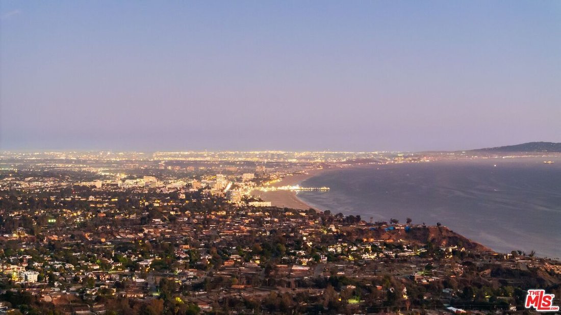 House in Los Angeles, California, United States 2 - 18666613