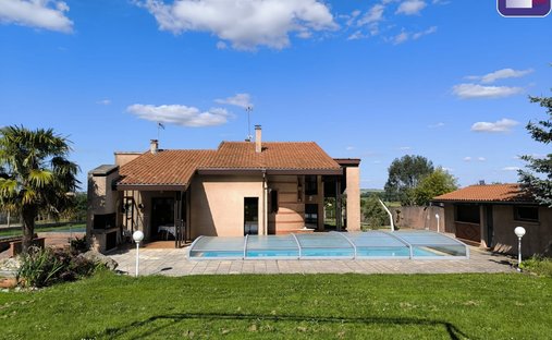 House in Miremont, Occitania, France 1