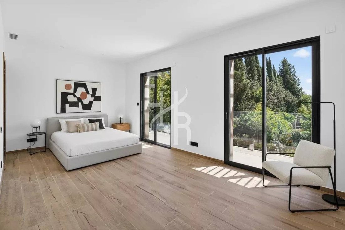 Villa in Mougins, Provence-Alpes-Côte d'Azur, France 3 - 17646327