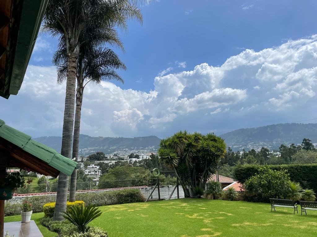 House in Quito, Pichincha, Ecuador 2 - 18661465