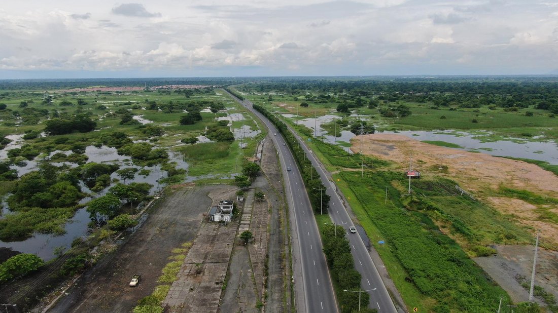 Land in Santa Rosa, Guayas, Ecuador 5 - 18660512