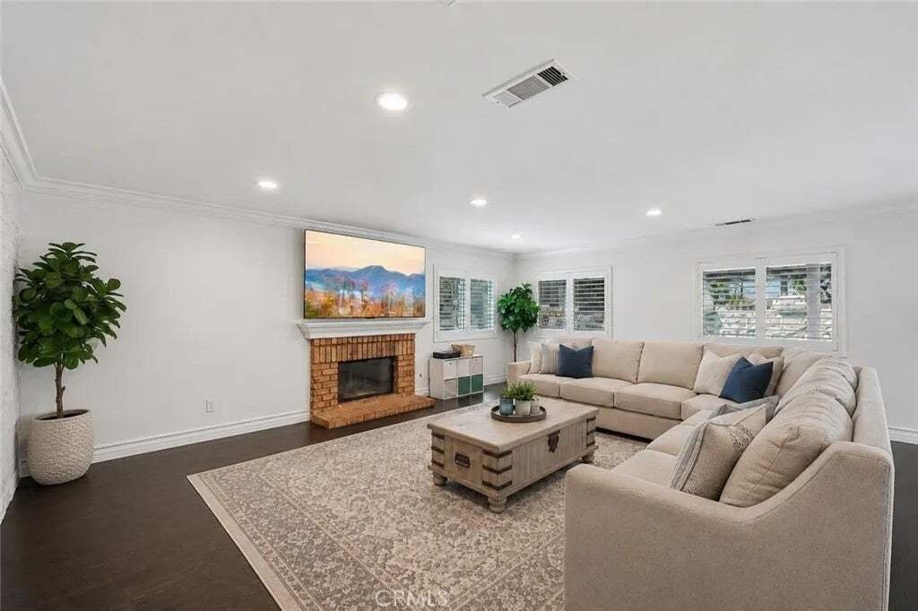 House in Corona, California, United States 2 - 18663947
