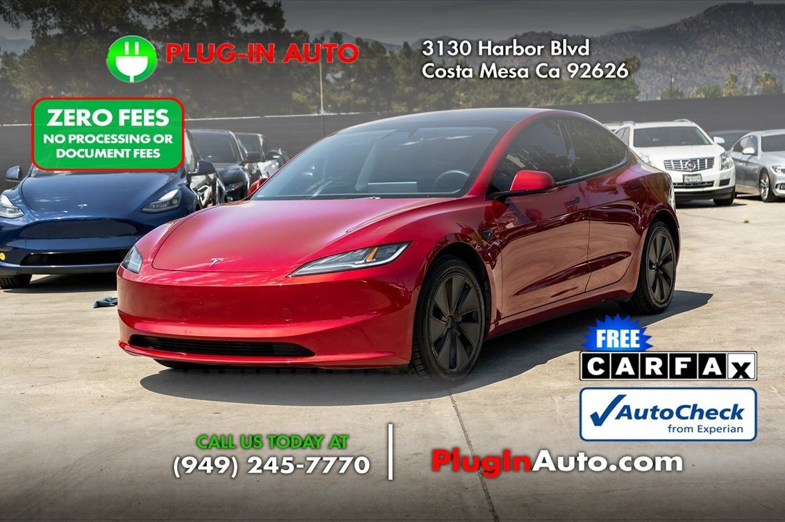 Sedan in Costa Mesa, CA, United States 1 - 18666748