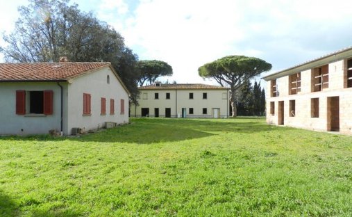Country House in Castagneto Carducci, Tuscany, Italy 1